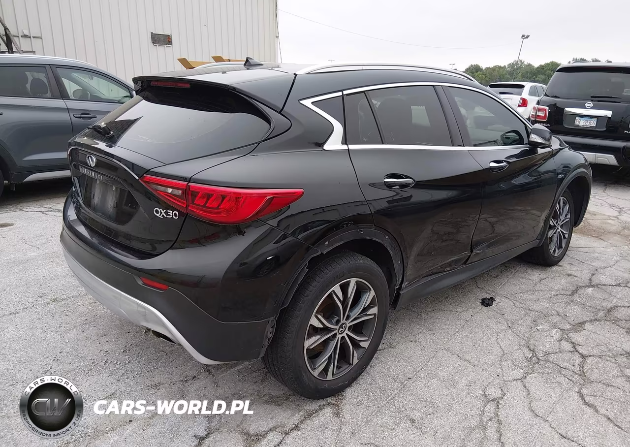 2018 Infiniti Qx30 Premium VIN:SJKCH5CR0JA041086 - 4