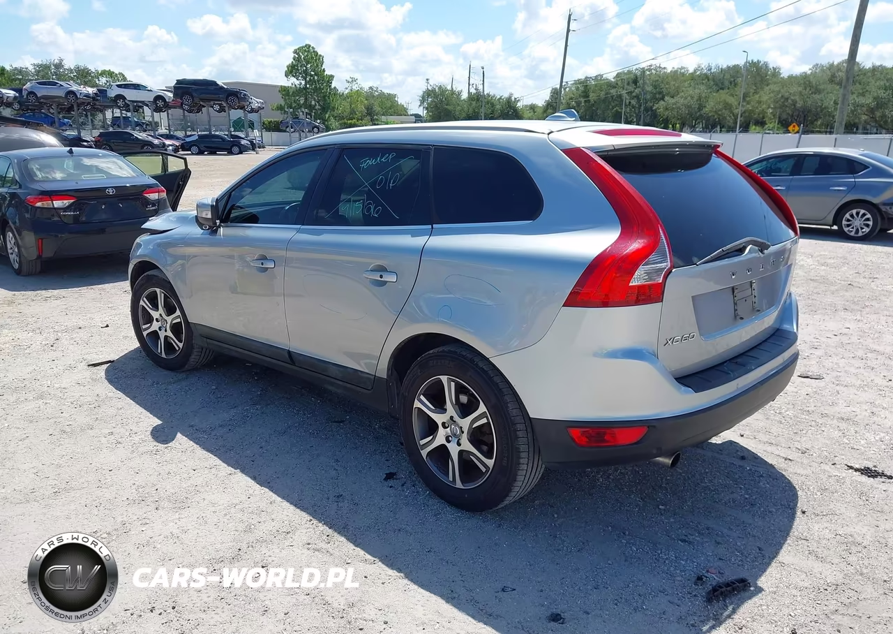 2012 Volvo Xc60 T6-T6 Platinum-T6 Premier Plus-T6 R-Design-T6 R-Design Platinum-T6 R-Design Premier Plus VIN:YV4902DZ6C2326368 - 3