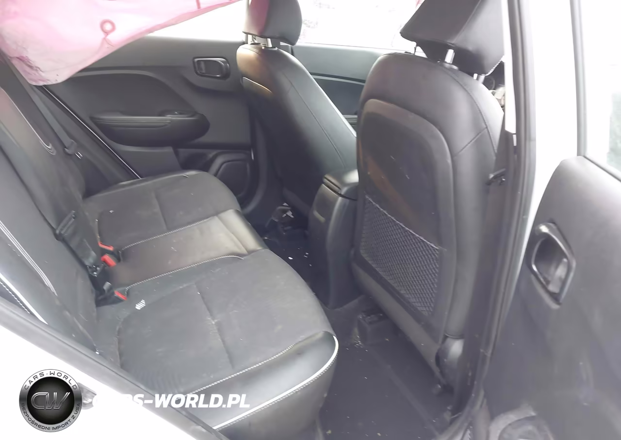 2022 Hyundai Venue Limited VIN:KMHRC8A34NU201790 - 8