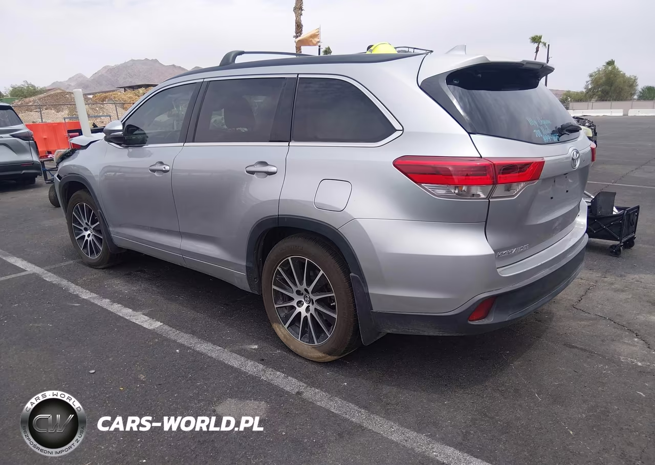 2017 Toyota Highlander Se VIN:5TDJZRFH2HS365526 - 3