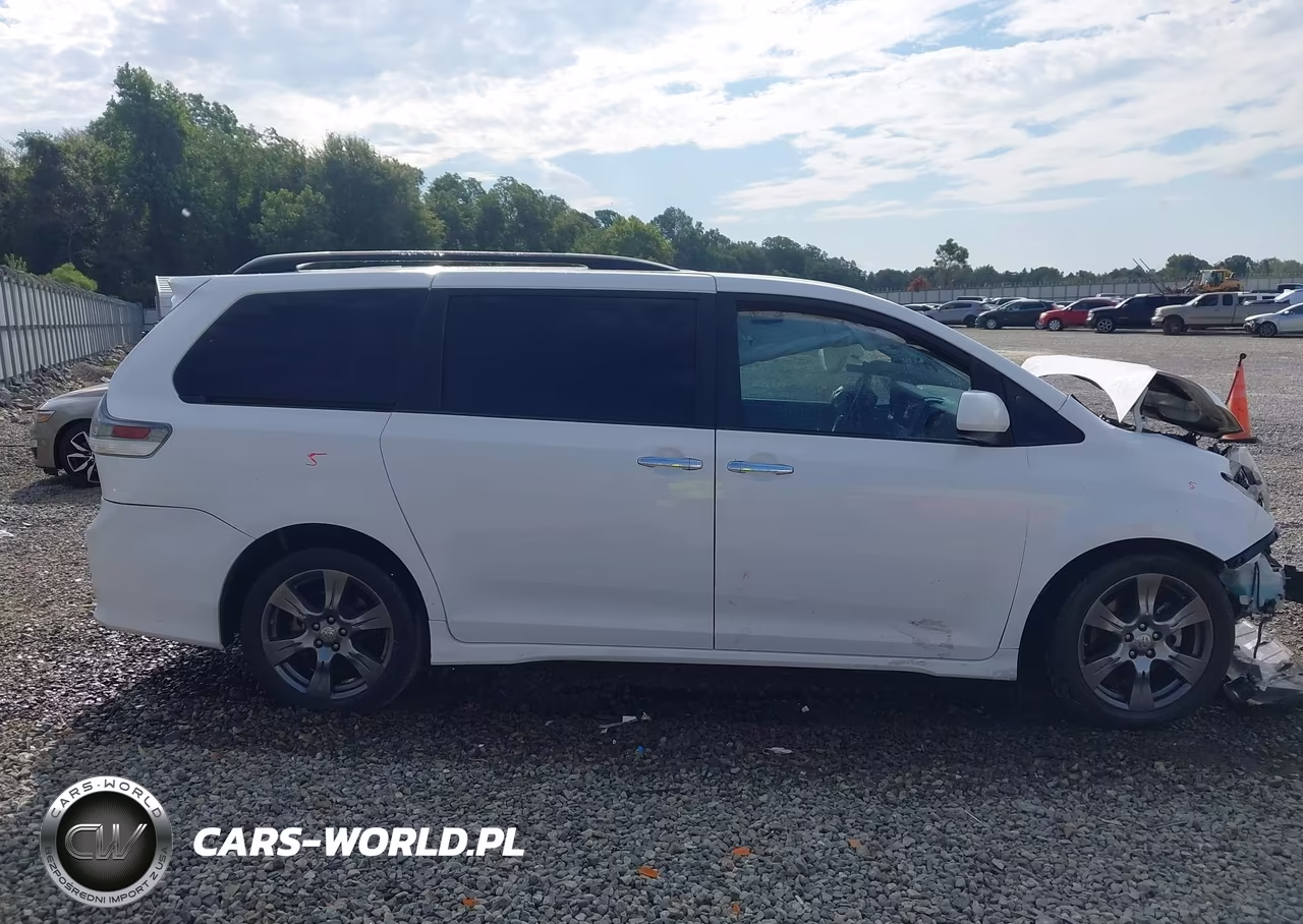 2017 Toyota Sienna Se 8 Passenger VIN:5TDXZ3DC0HS773019 - 14