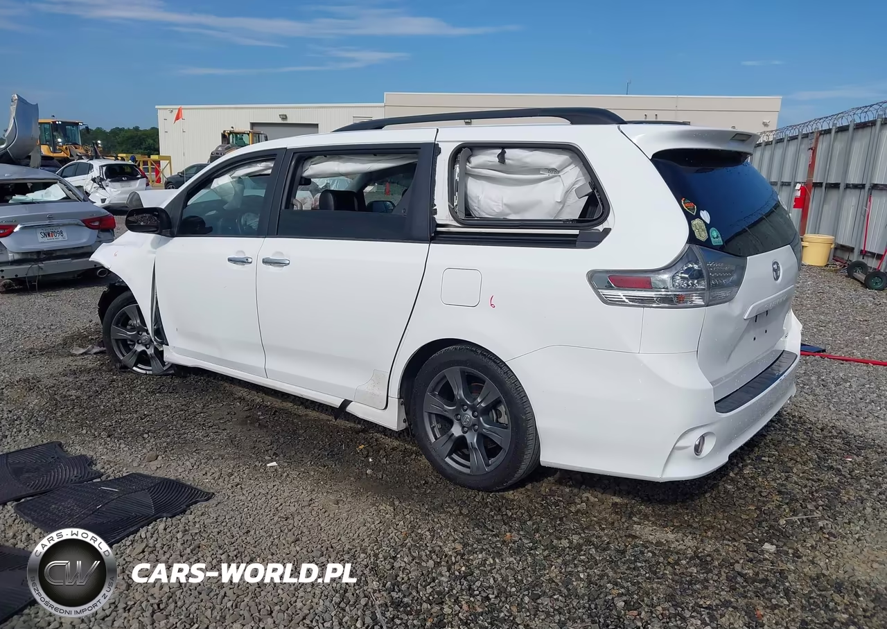 2017 Toyota Sienna Se 8 Passenger VIN:5TDXZ3DC0HS773019 - 3