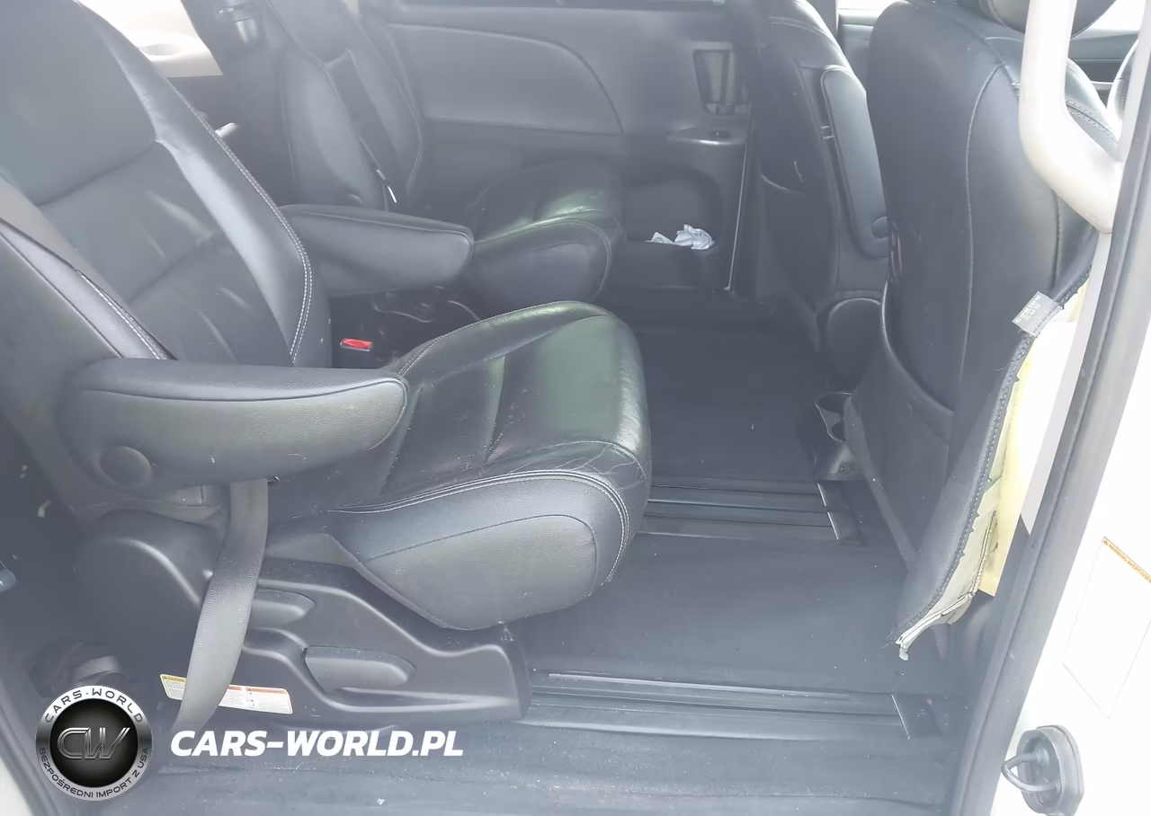 2017 Toyota Sienna Se 8 Passenger VIN:5TDXZ3DC0HS773019 - 8