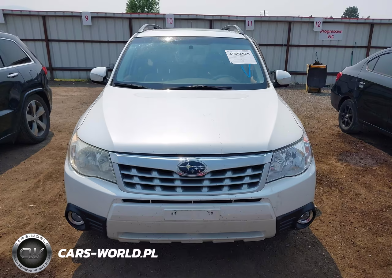 2013 Subaru Forester 2.5X Premium VIN:JF2SHADCXDH424645 - 12