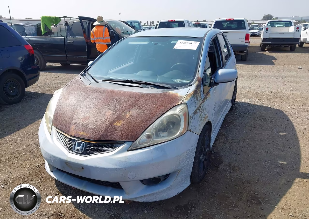 2010 Honda Fit Sport VIN:JHMGE8H47AC037342 - 6