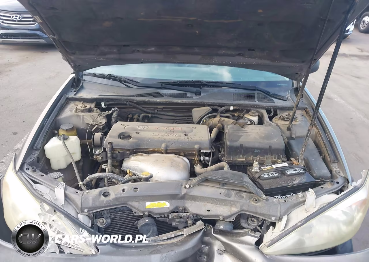 2003 Toyota Camry Le VIN:4T1BE32K63U692591 - 10
