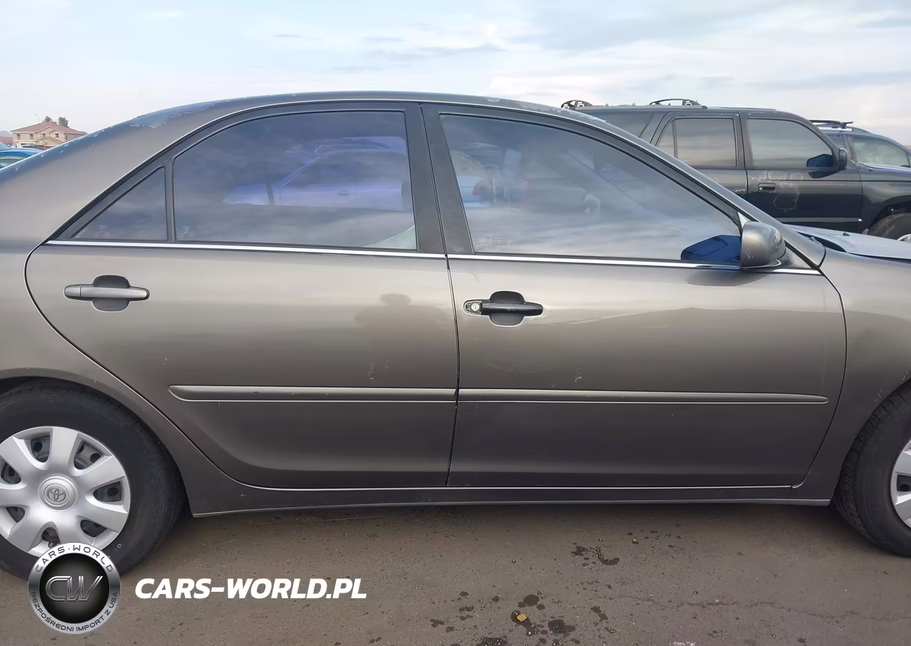 2003 Toyota Camry Le VIN:4T1BE32K63U692591 - 13