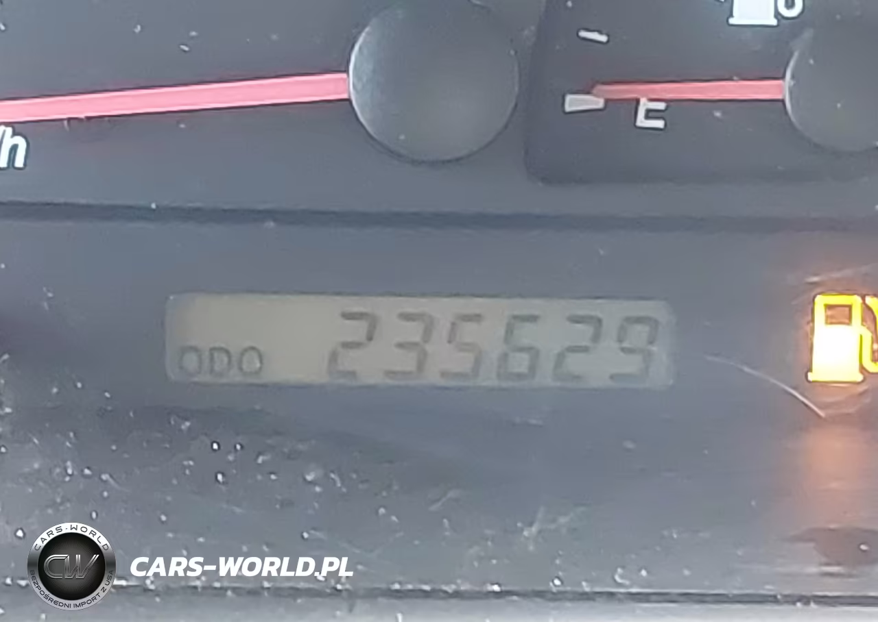 2003 Toyota Camry Le VIN:4T1BE32K63U692591 - 15