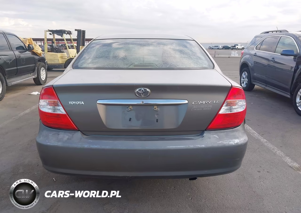 2003 Toyota Camry Le VIN:4T1BE32K63U692591 - 16