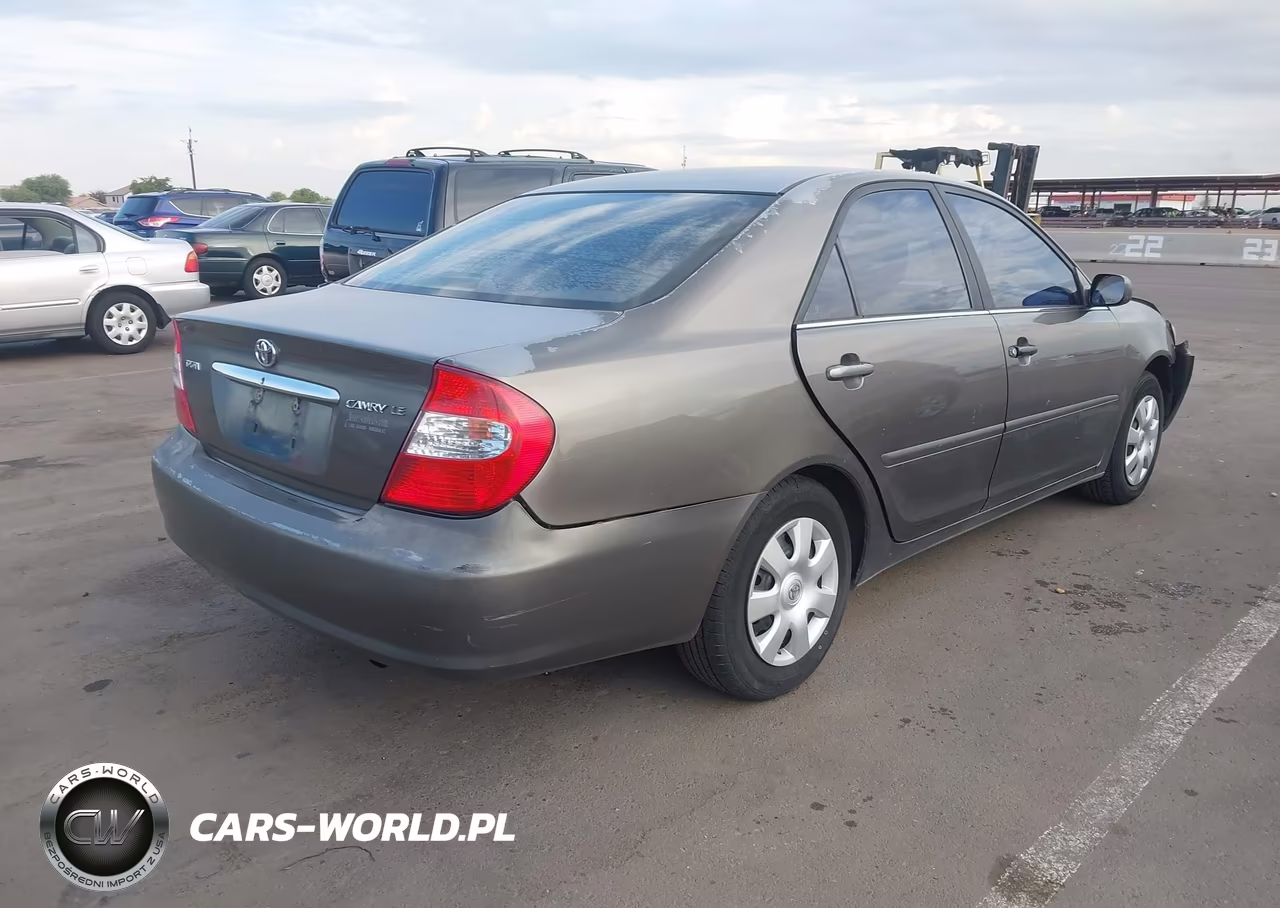 2003 Toyota Camry Le VIN:4T1BE32K63U692591 - 4