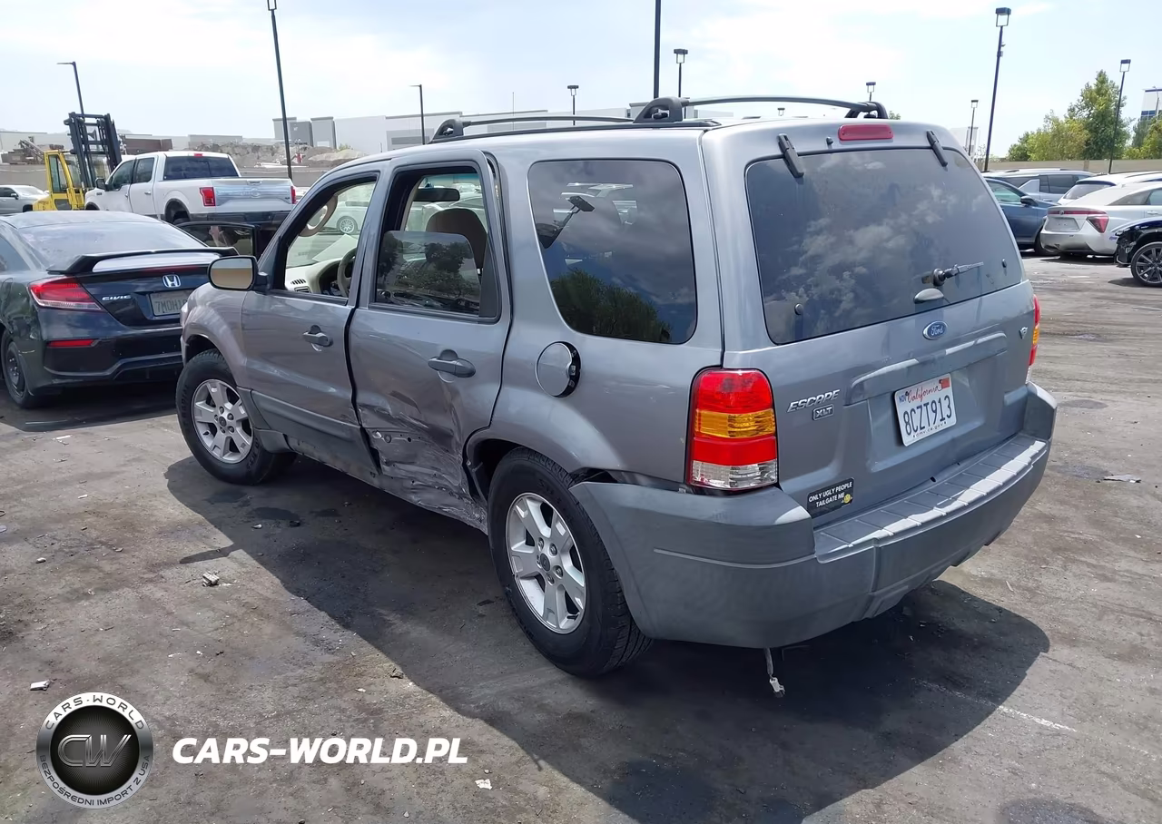 2007 Ford Escape Xlt-Xlt Sport VIN:1FMYU03107KB51071 - 3