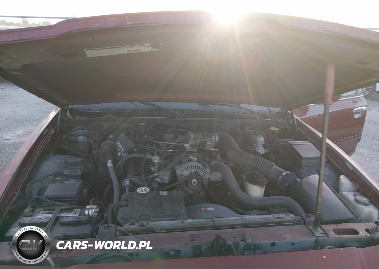 2002 Ford Crown Victoria VIN:2FAFP74W62X103872 - 10
