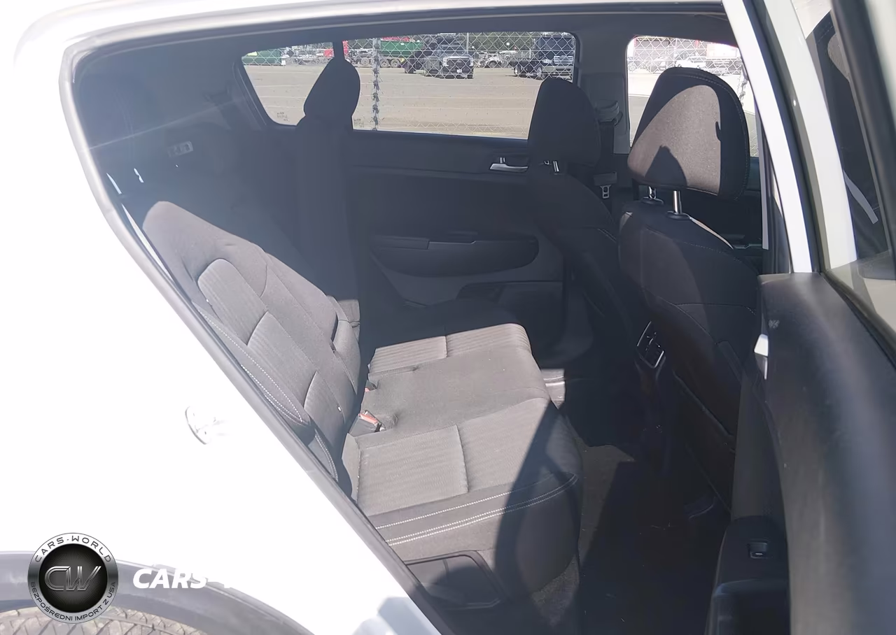 2017 Kia Sportage Lx VIN:KNDPM3AC0H7106125 - 8