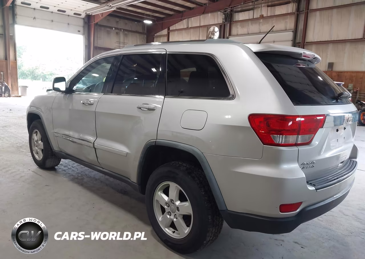 2012 Jeep Grand Cherokee Laredo VIN:1C4RJFAG7CC140522 - 3