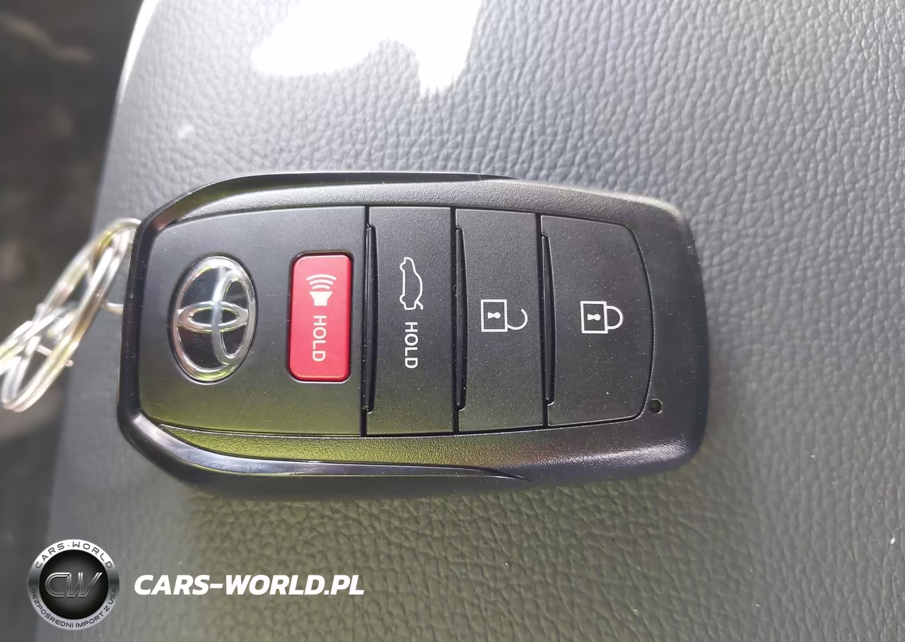 2026 Toyota Camry Se VIN:4T1DAACK7TU237661 - 11