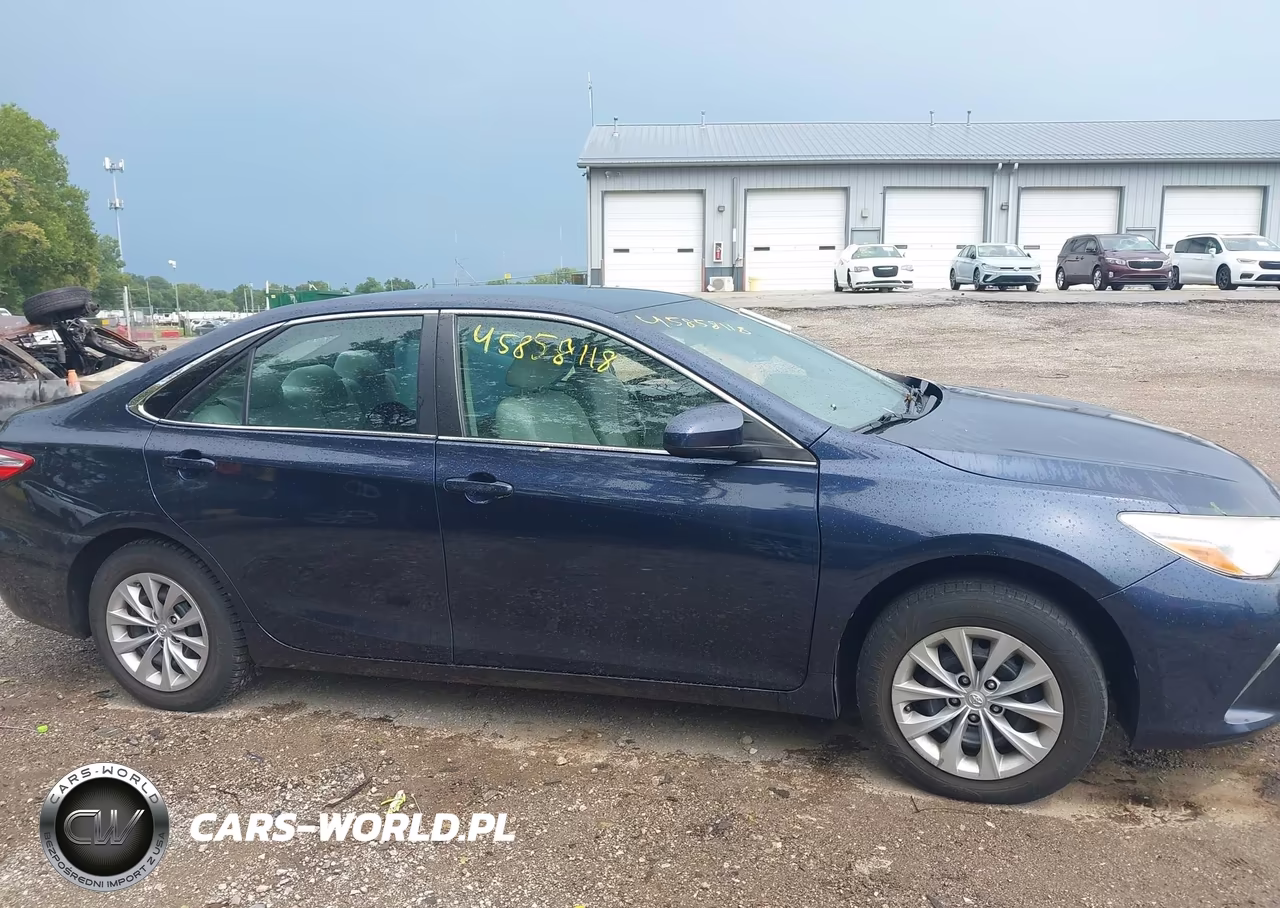 2017 Toyota Camry Le VIN:4T1BF1FK6HU744904 - 13