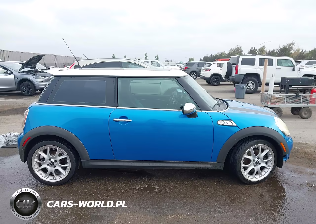 2008 Mini Cooper S VIN:WMWMF73548TV38806 - 14