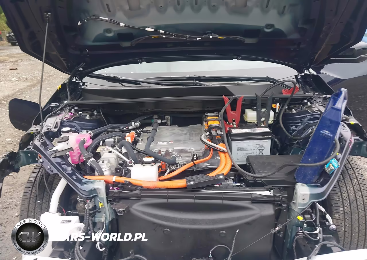 2026 Subaru Solterra Limited VIN:JTMBEAGC9TJ000111 - 10