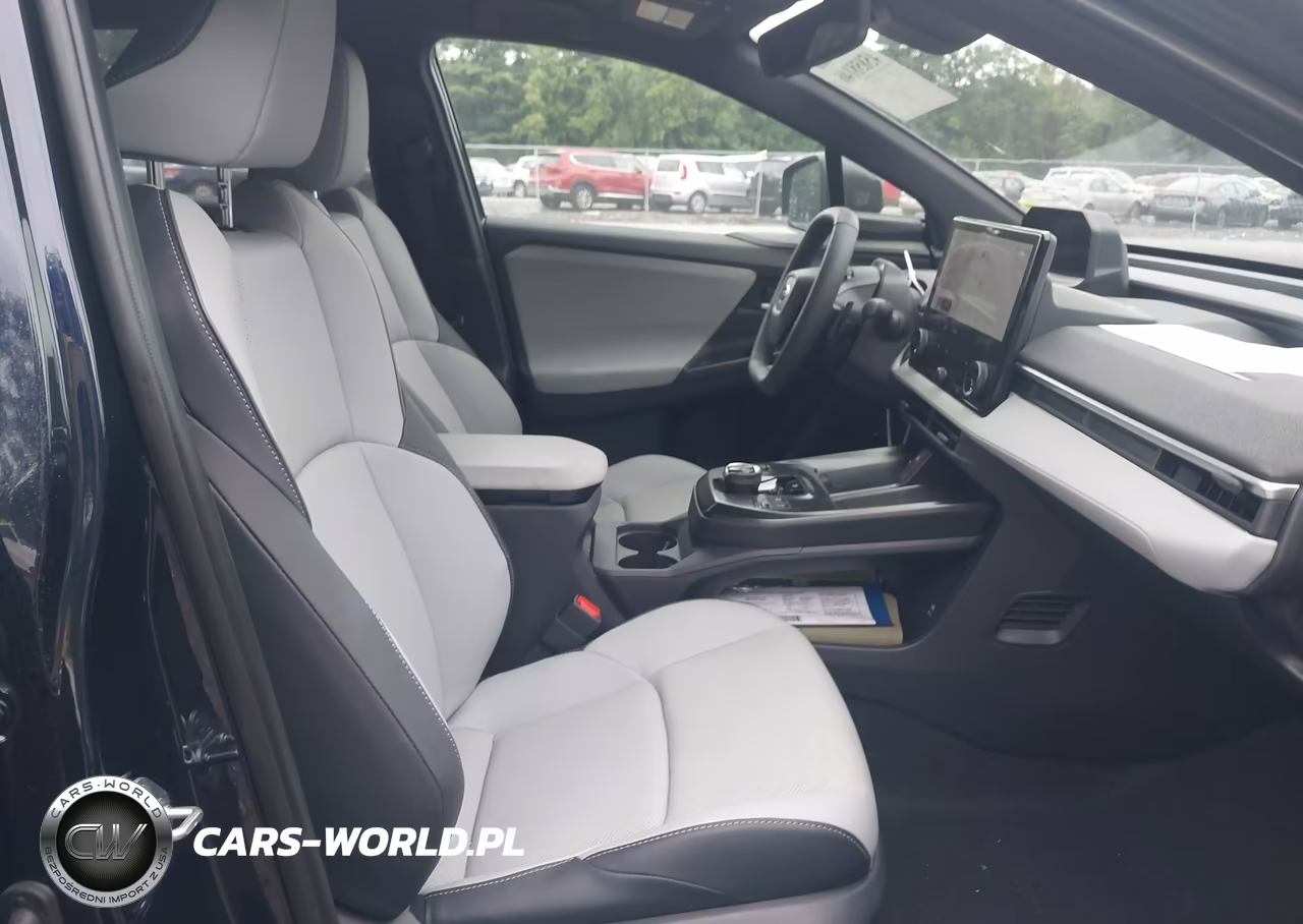 2026 Subaru Solterra Limited VIN:JTMBEAGC9TJ000111 - 5