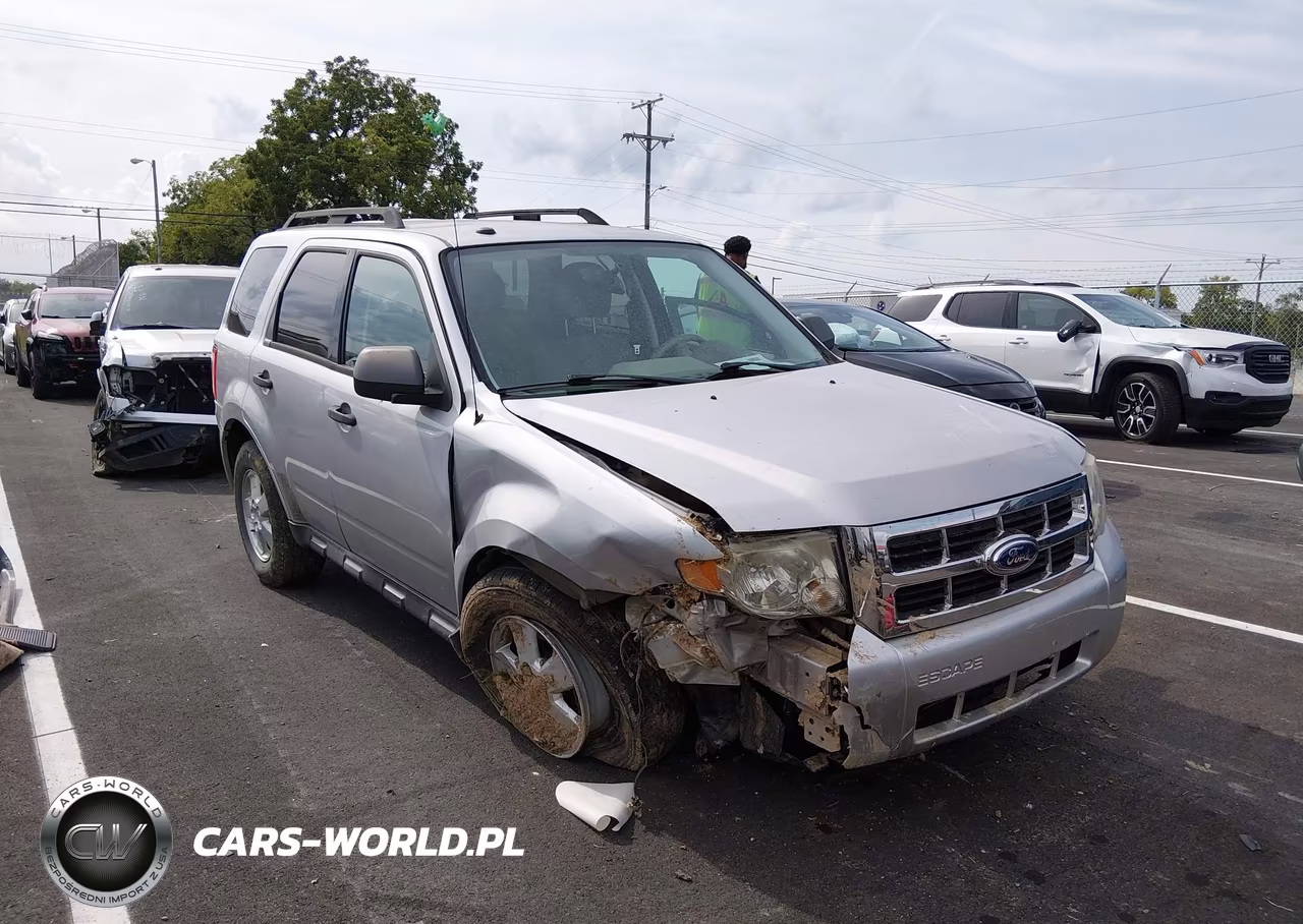 2011 Ford Escape Xlt VIN:1FMCU0D76BKB32515 - 6