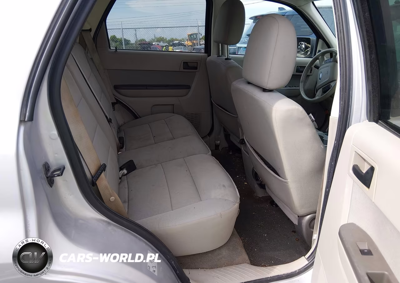2011 Ford Escape Xlt VIN:1FMCU0D76BKB32515 - 8
