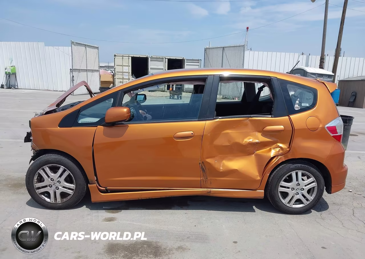 2009 Honda Fit Sport VIN:JHMGE88419S075876 - 15