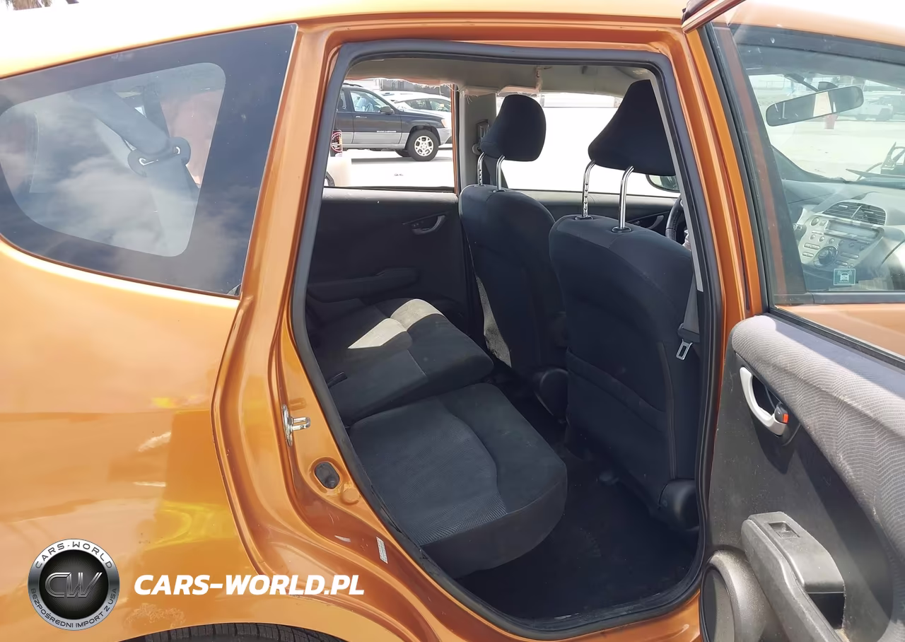 2009 Honda Fit Sport VIN:JHMGE88419S075876 - 8