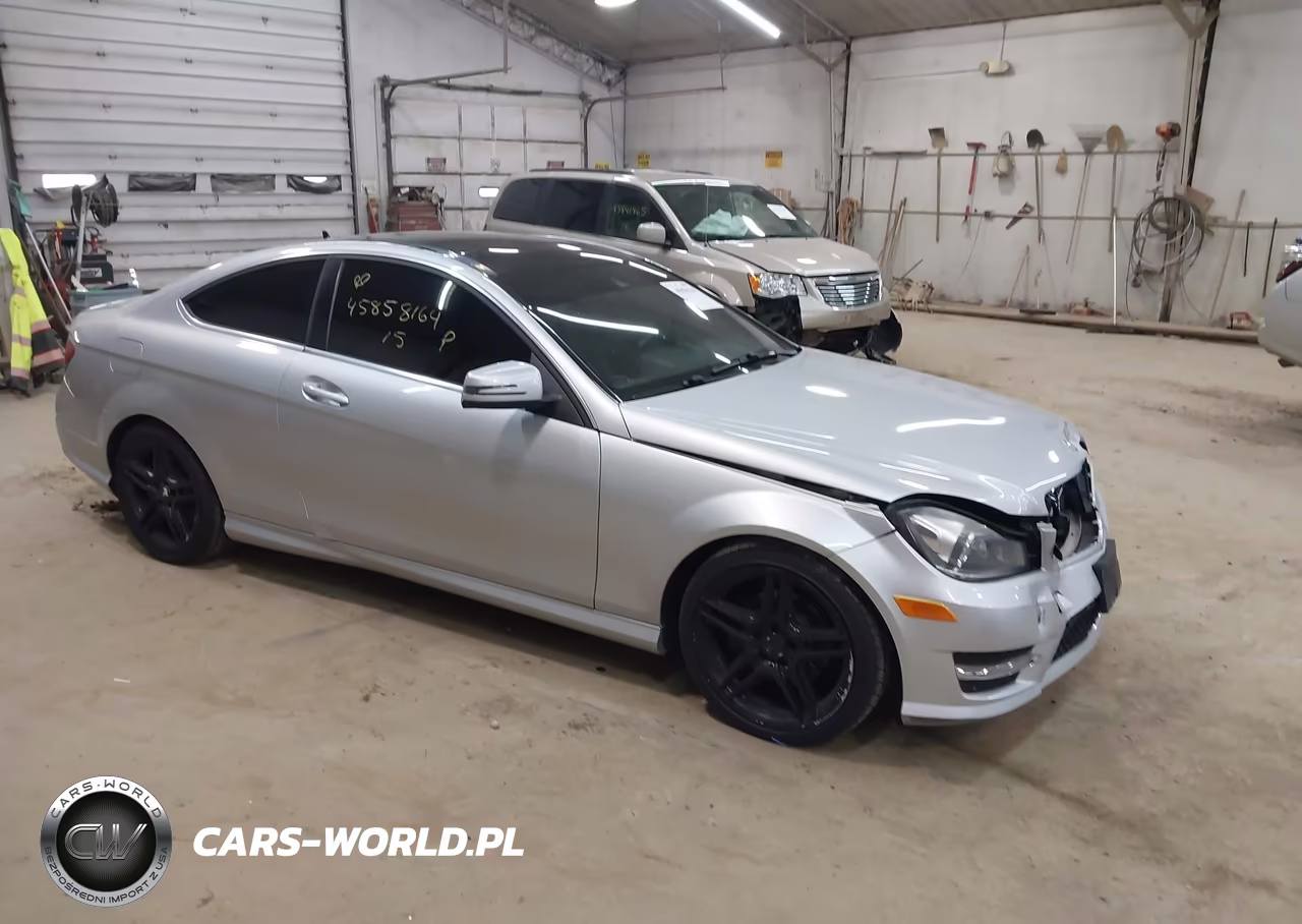 2015 Mercedes-Benz C 250