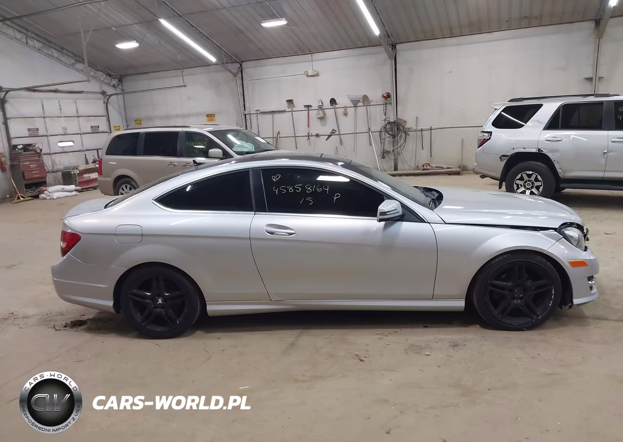 2015 Mercedes-Benz C 250 VIN:WDDGJ4HB5FG392679 - 10