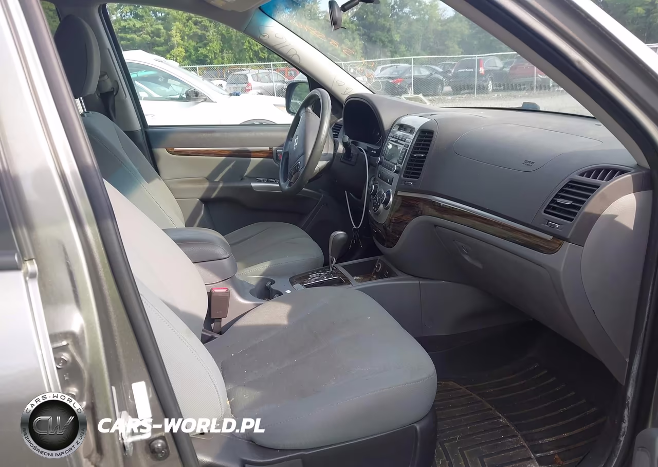2012 Hyundai Santa Fe Gls VIN:5XYZGDAB5CG123091 - 5