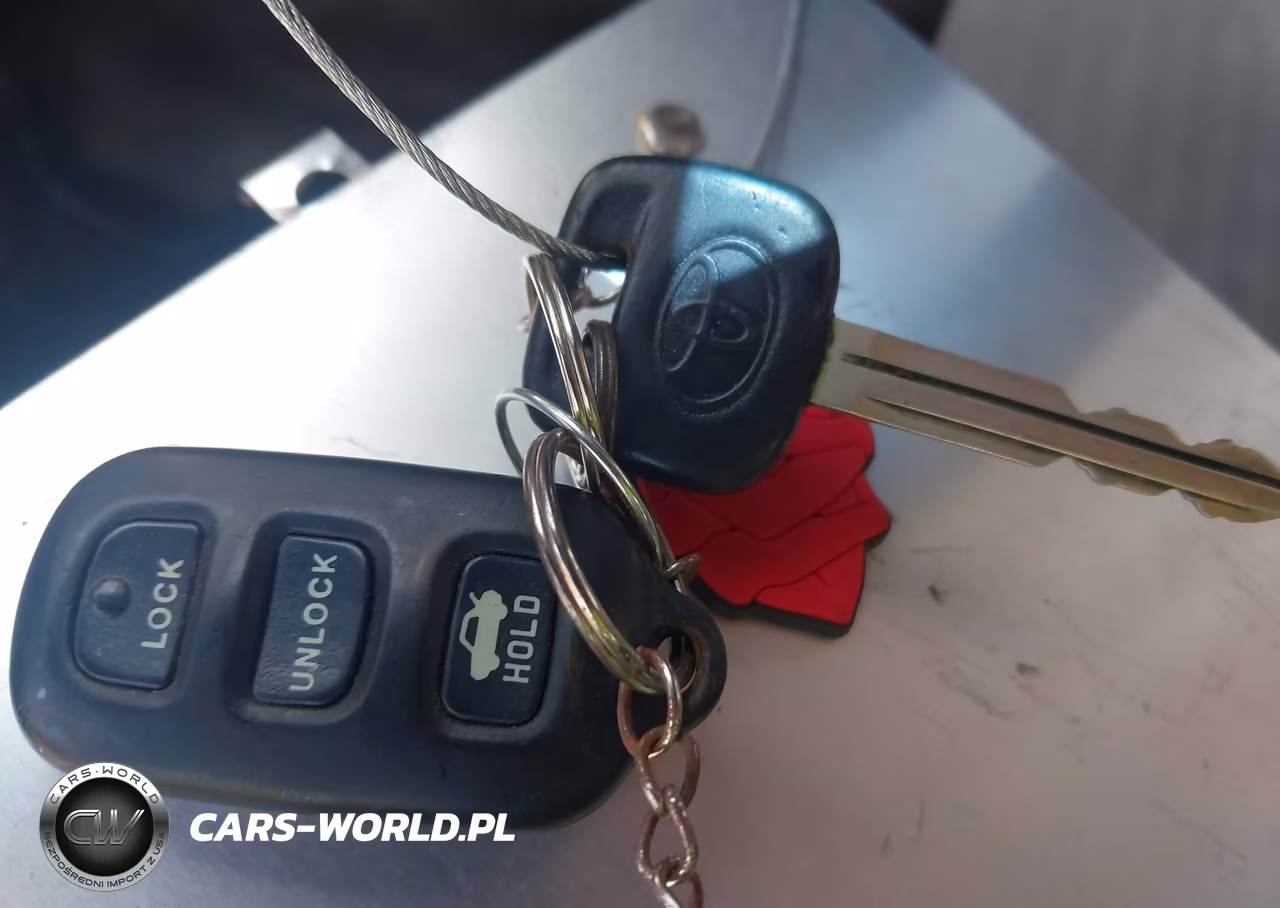 2005 Toyota Camry Le VIN:4T1BE32K05U016477 - 11