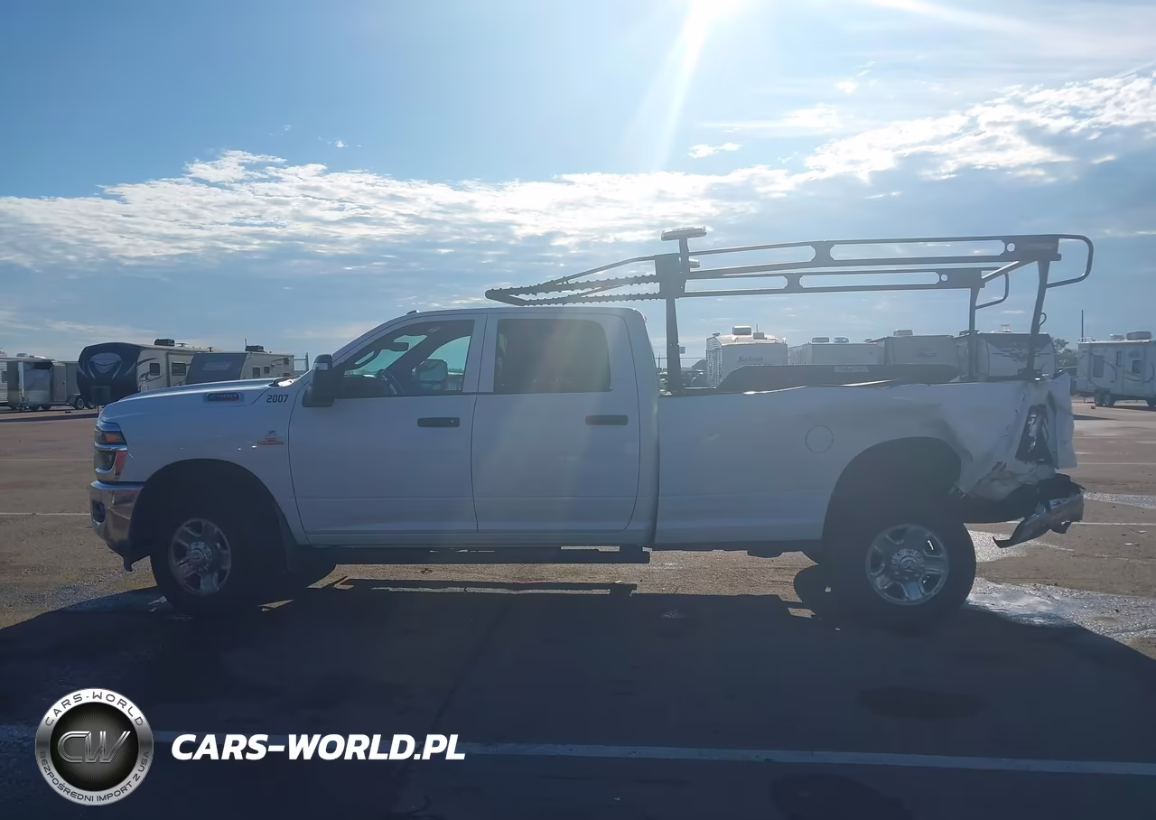 2026 Ram 2500 Tradesman 4X4 8' Box VIN:3C6UR5HL1TG238336 - 14