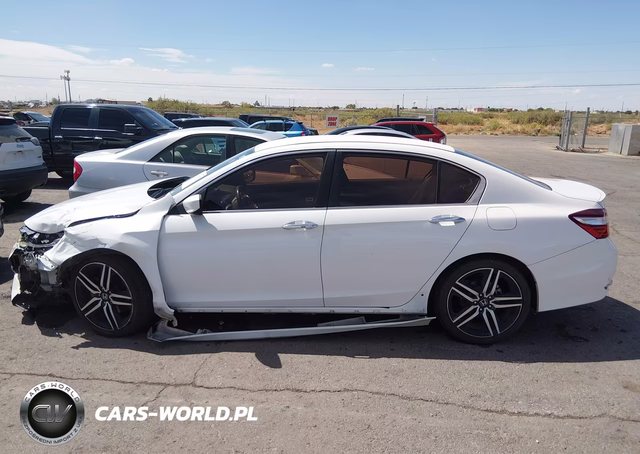 2016 Honda Accord Sport VIN:1HGCR2F5XGA159017 - 14