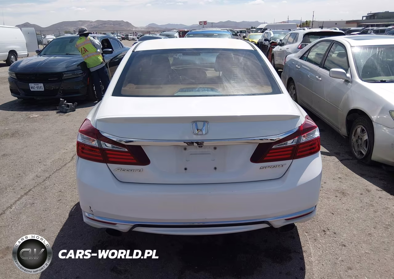 2016 Honda Accord Sport VIN:1HGCR2F5XGA159017 - 16