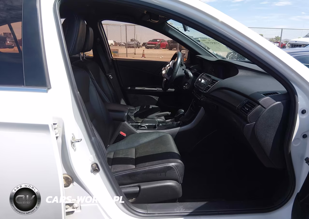 2016 Honda Accord Sport VIN:1HGCR2F5XGA159017 - 5
