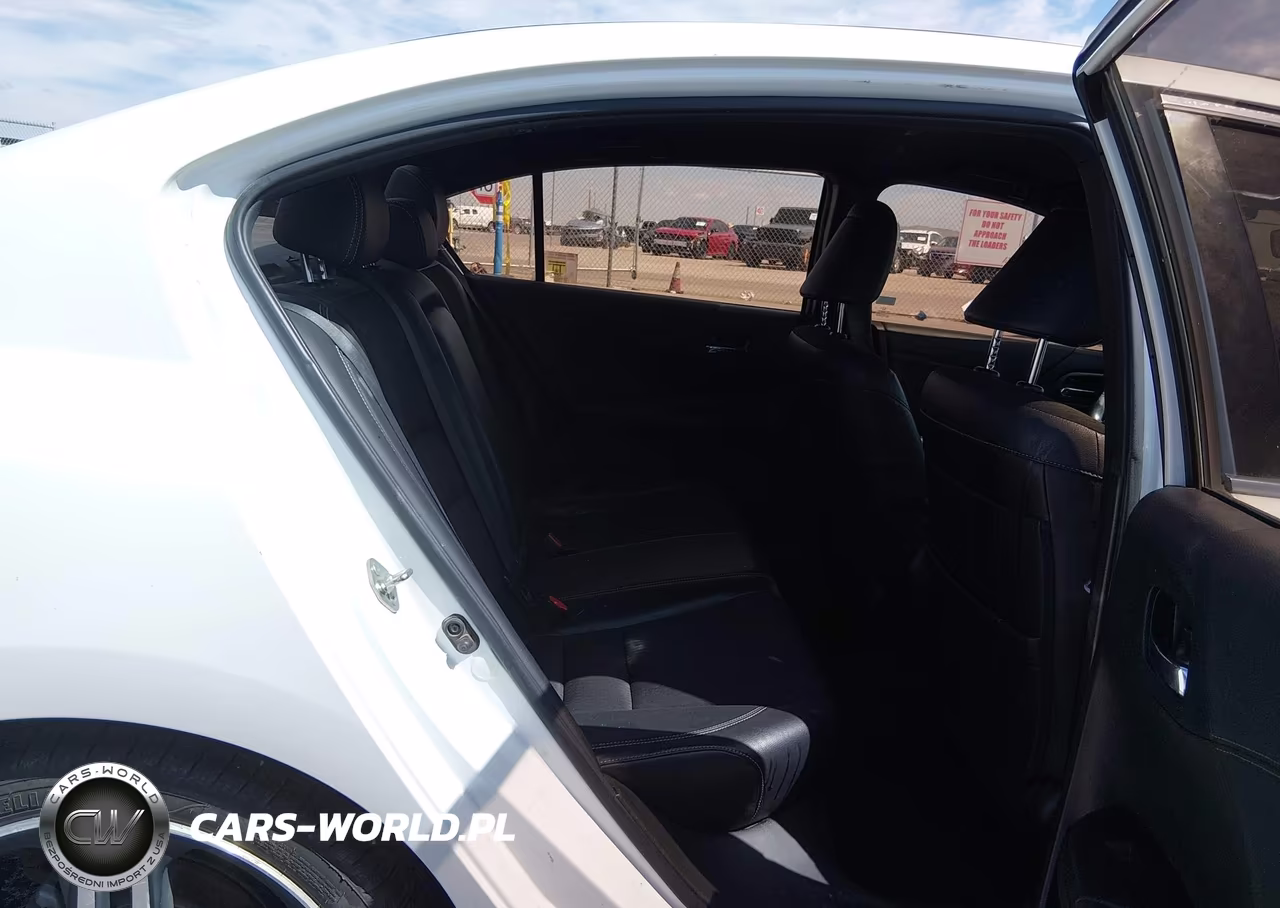 2016 Honda Accord Sport VIN:1HGCR2F5XGA159017 - 8