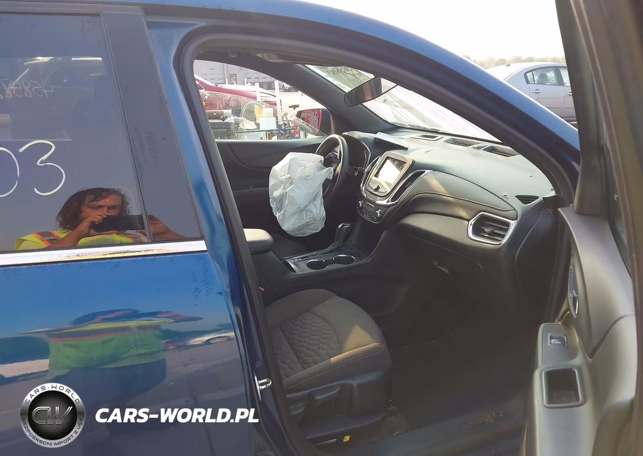 2019 Chevrolet Equinox Lt VIN:2GNAXTEV7K6158004 - 5