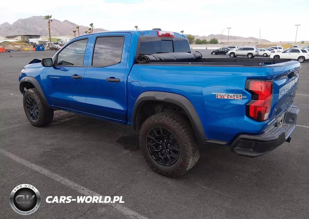 2024 Chevrolet Colorado 4Wd Trail Boss VIN:1GCPTEEK3R1254547 - 3