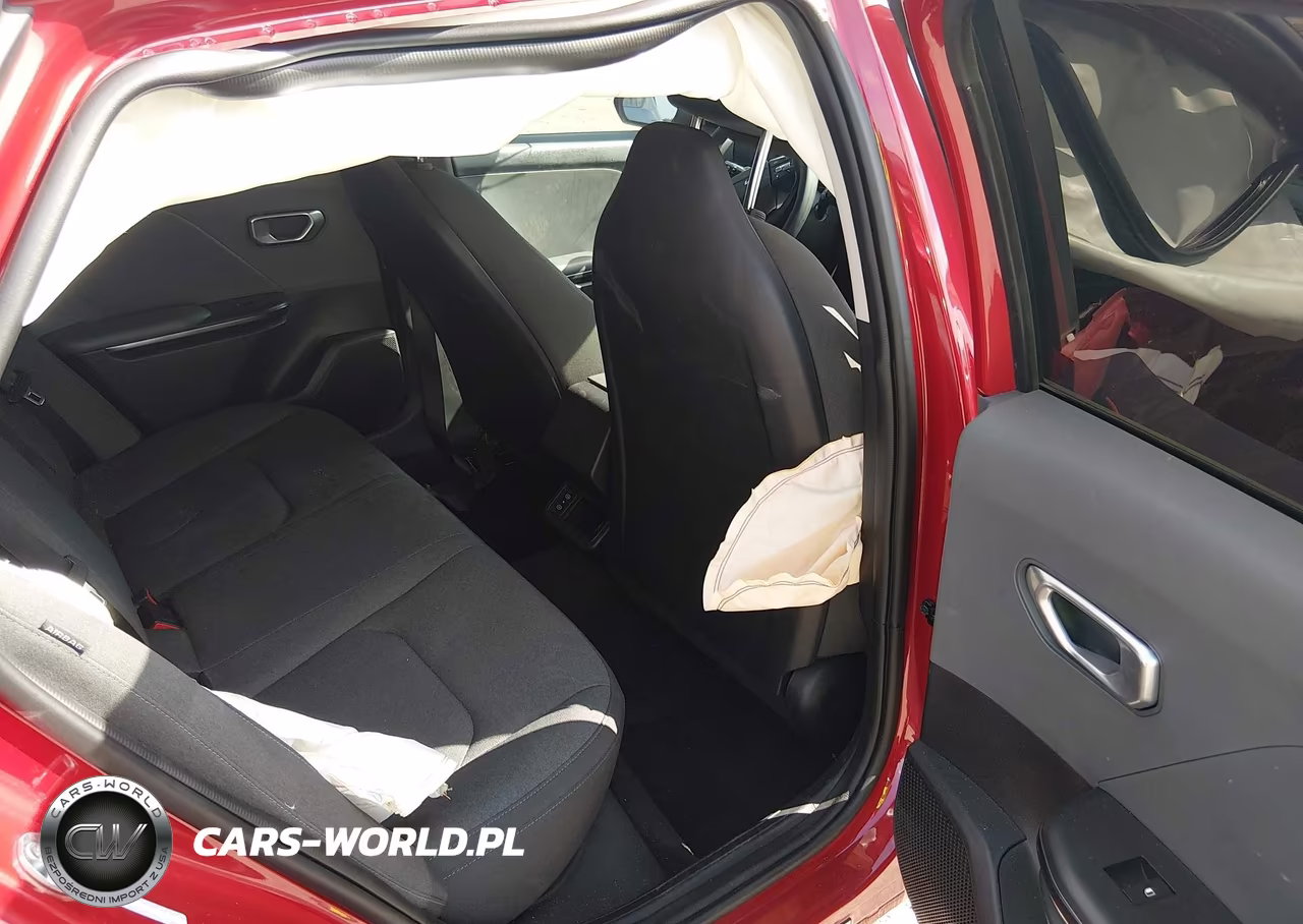 2025 Kia K4 Lxs VIN:3KPFT4DE7SE006404 - 8