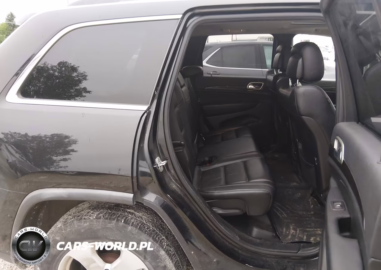 2012 Jeep Grand Cherokee Laredo VIN:1C4RJFAG2CC173895 - 8