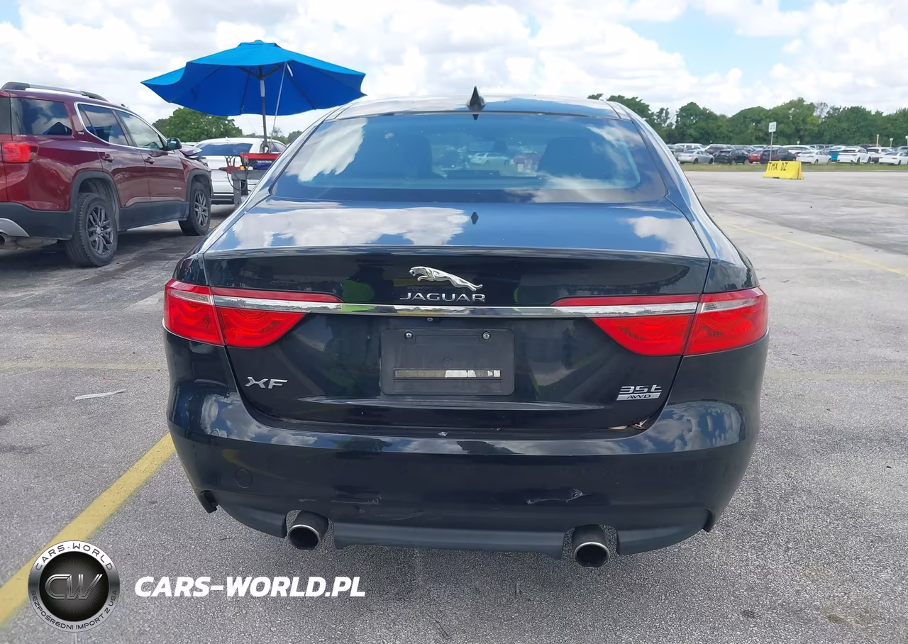 2017 Jaguar Xf 35T Premium VIN:SAJBJ4BVXHCY37968 - 16