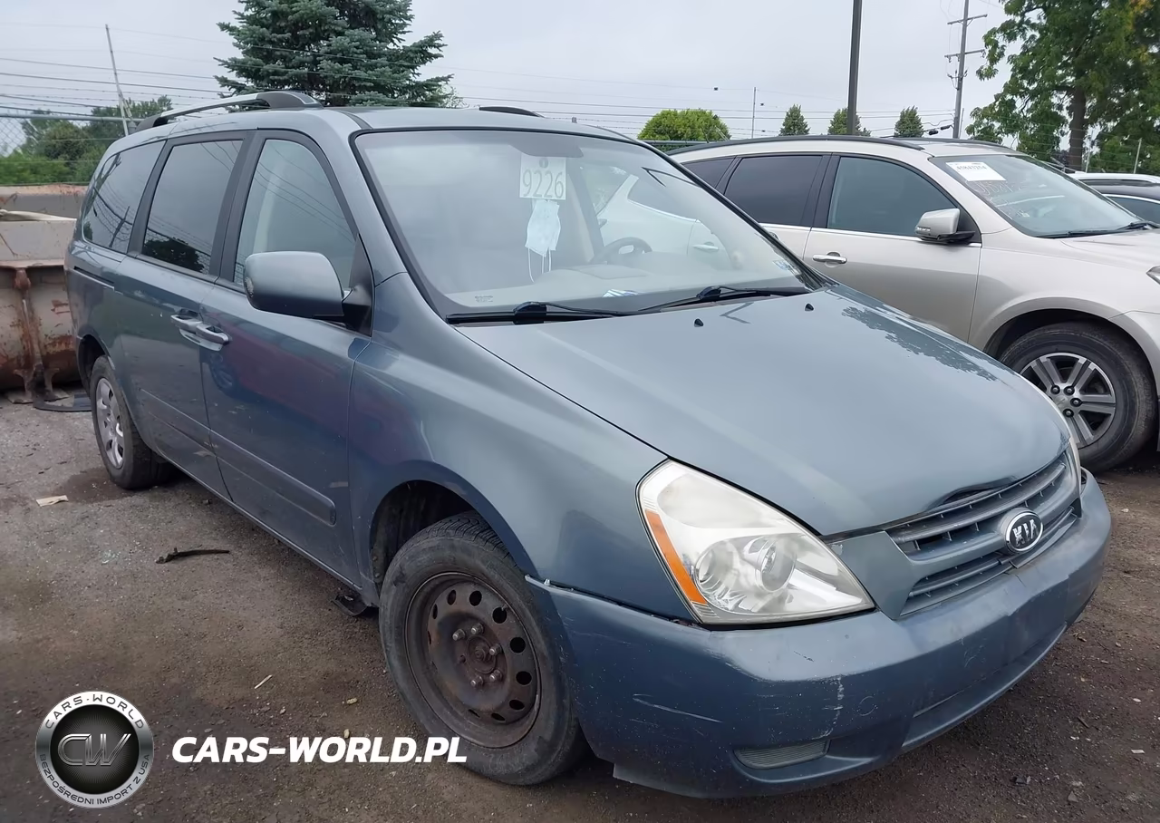 2009 Kia Sedona Lx
