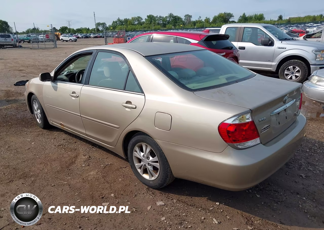 2005 Toyota Camry Le V6 VIN:4T1BF32K45U606209 - 3