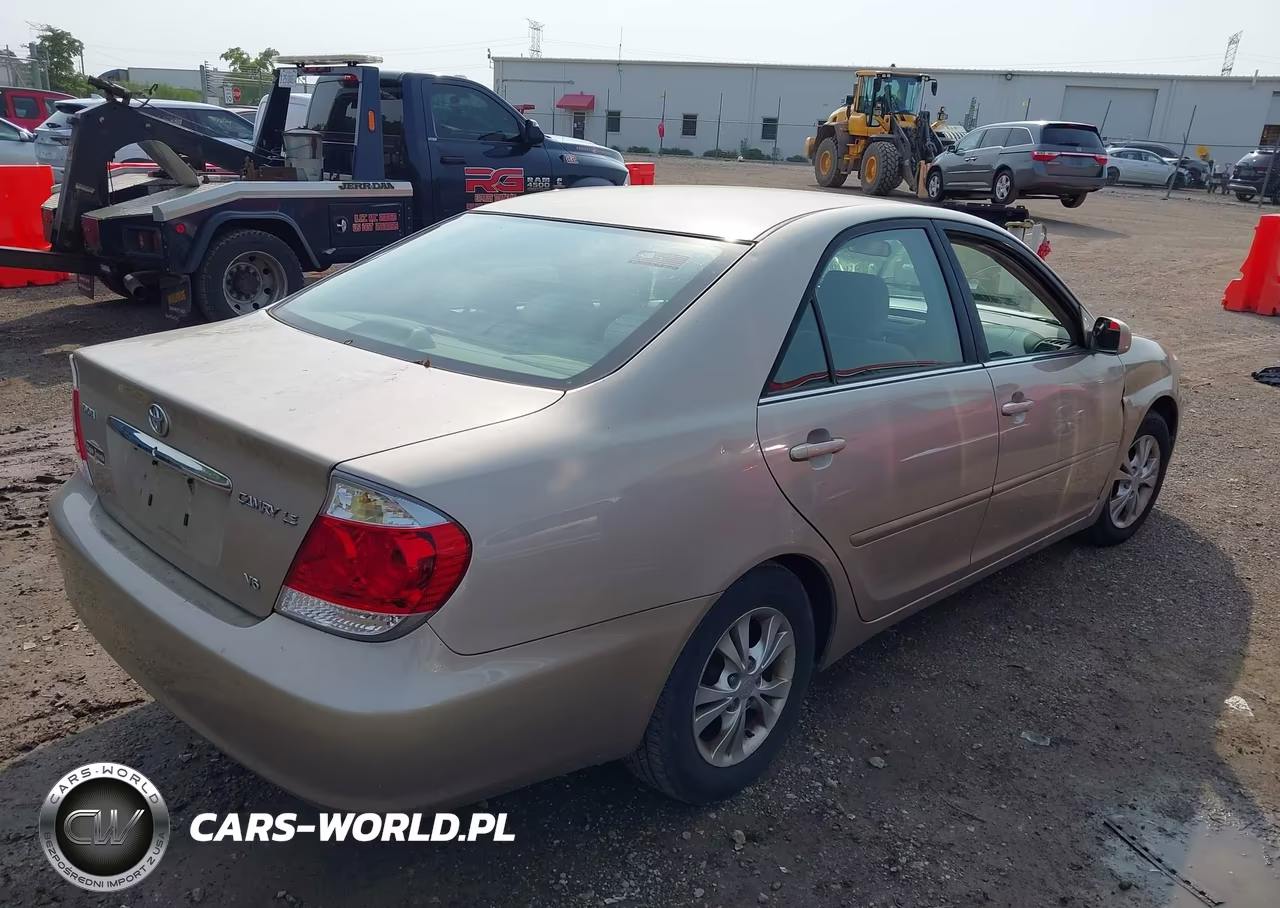 2005 Toyota Camry Le V6 VIN:4T1BF32K45U606209 - 4