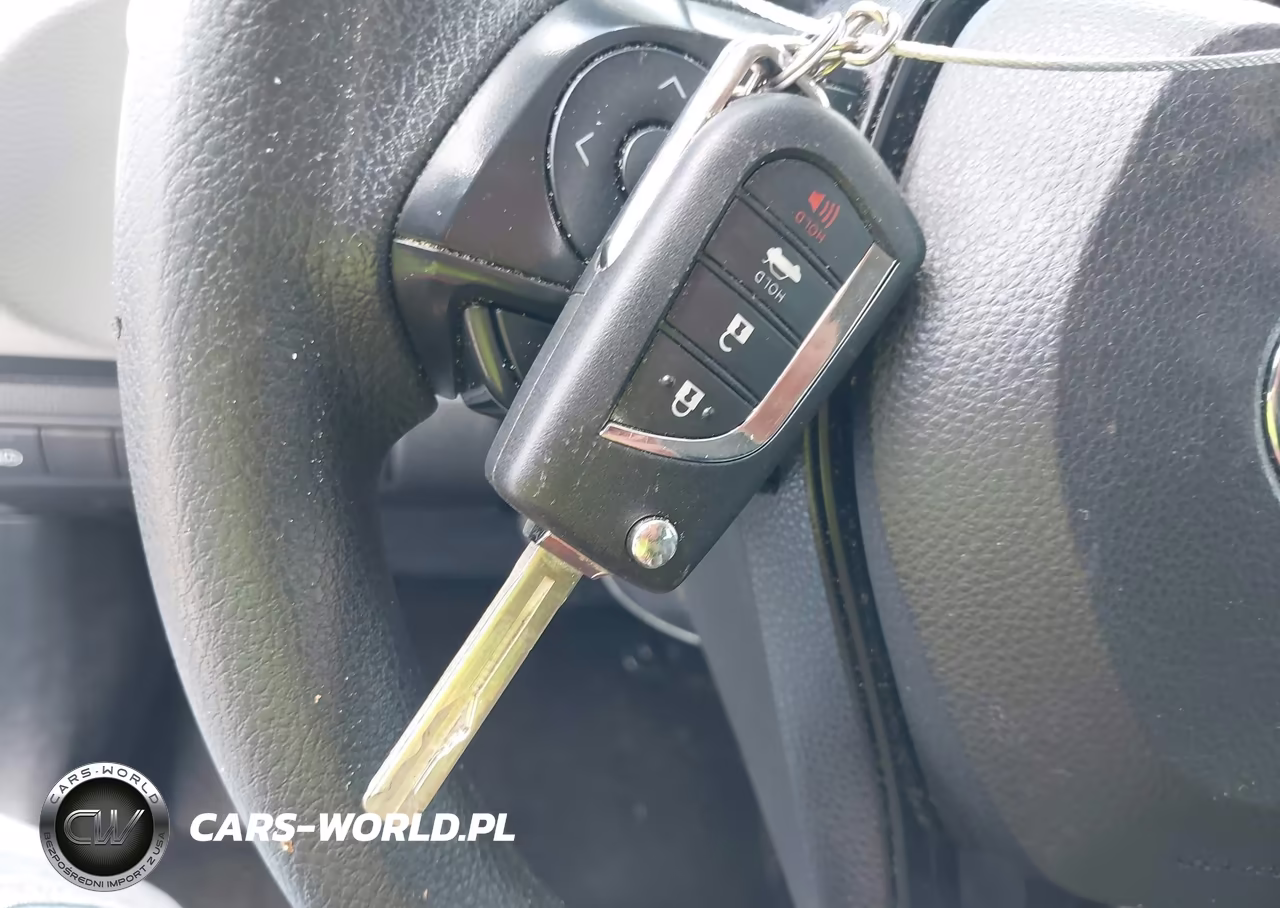 2022 Toyota Corolla Le VIN:5YFEPMAEXNP312682 - 11