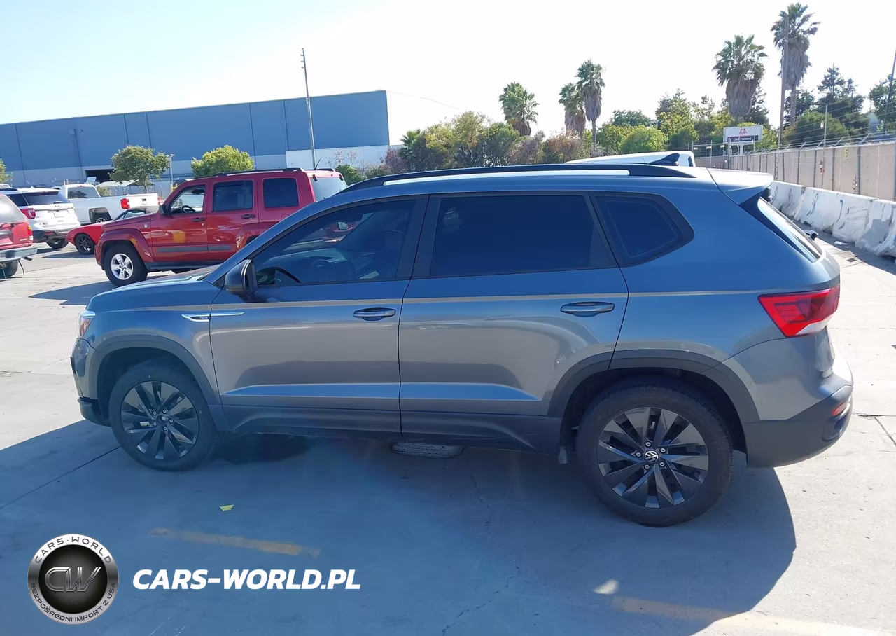 2024 Volkswagen Taos 1.5T S VIN:3VV5X7B20RM060901 - 14