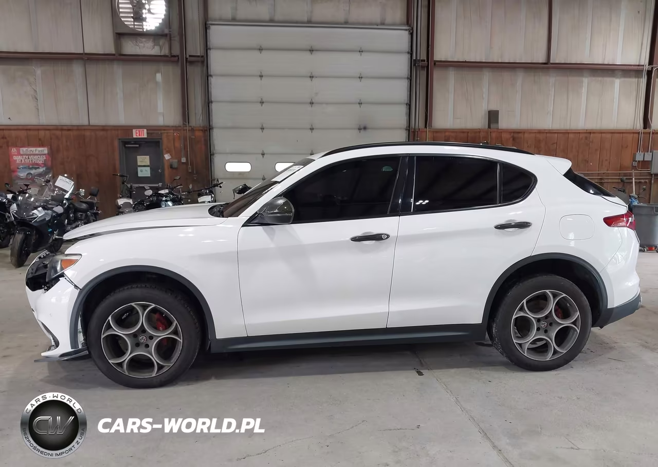 2018 Alfa Romeo Stelvio Sport Awd VIN:ZASFAKPN7J7B76418 - 14