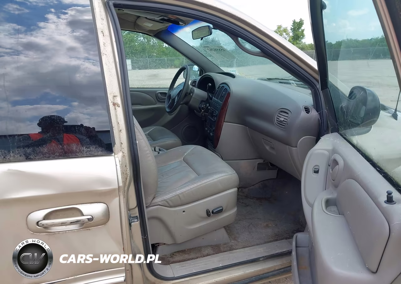 2002 Chrysler Town & Country Lxi VIN:2C8GP54L72R553716 - 5