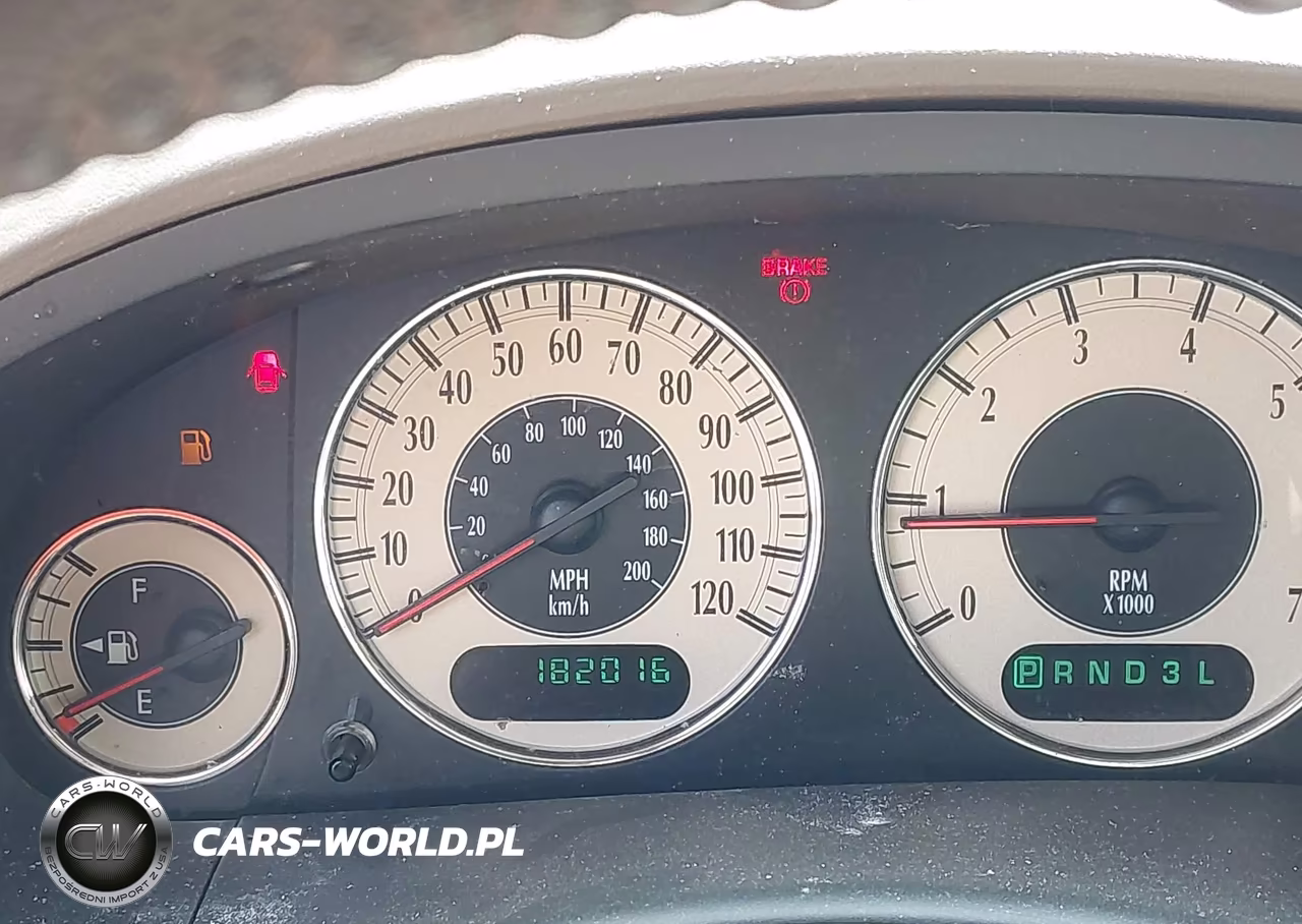 2002 Chrysler Town & Country Lxi VIN:2C8GP54L72R553716 - 7