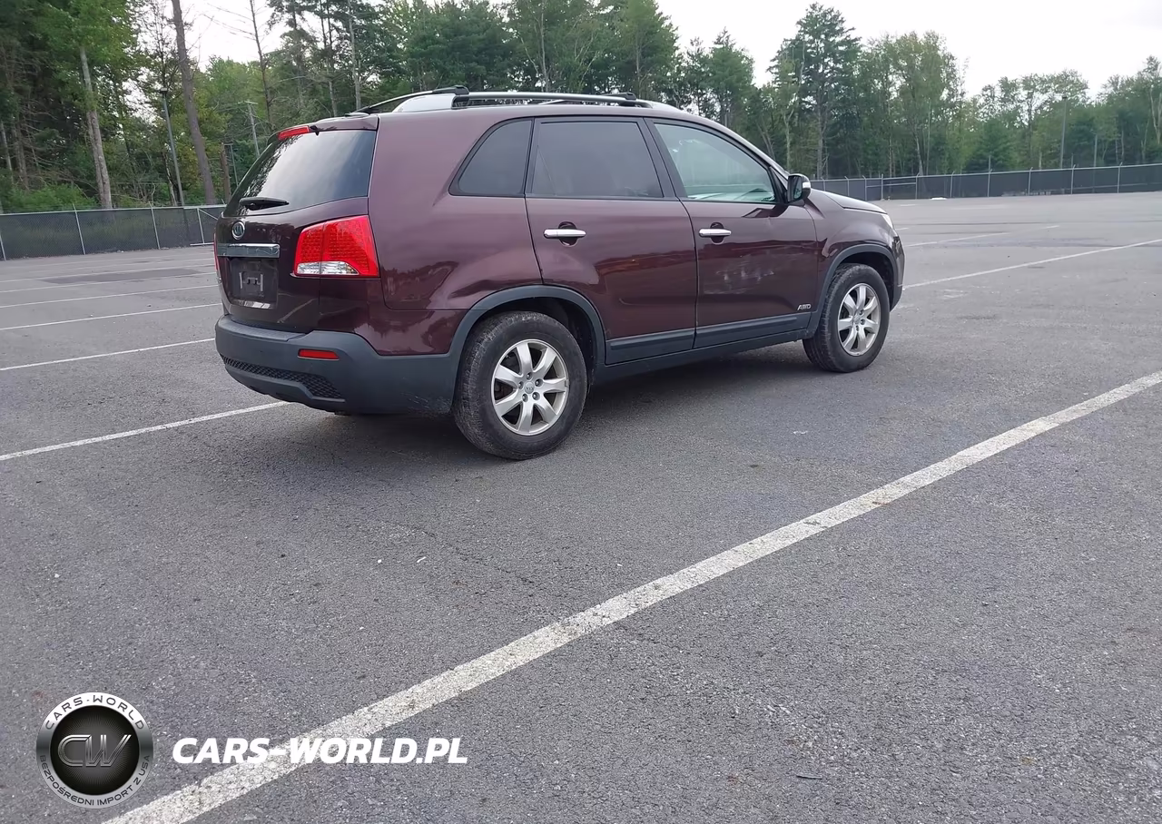 2012 Kia Sorento Lx VIN:5XYKTDA61CG294128 - 4